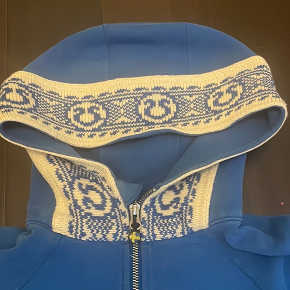 Rare Lululemon 2010 Olympic Collection Hoodie - team Switzerland. - Picture 2 of 9